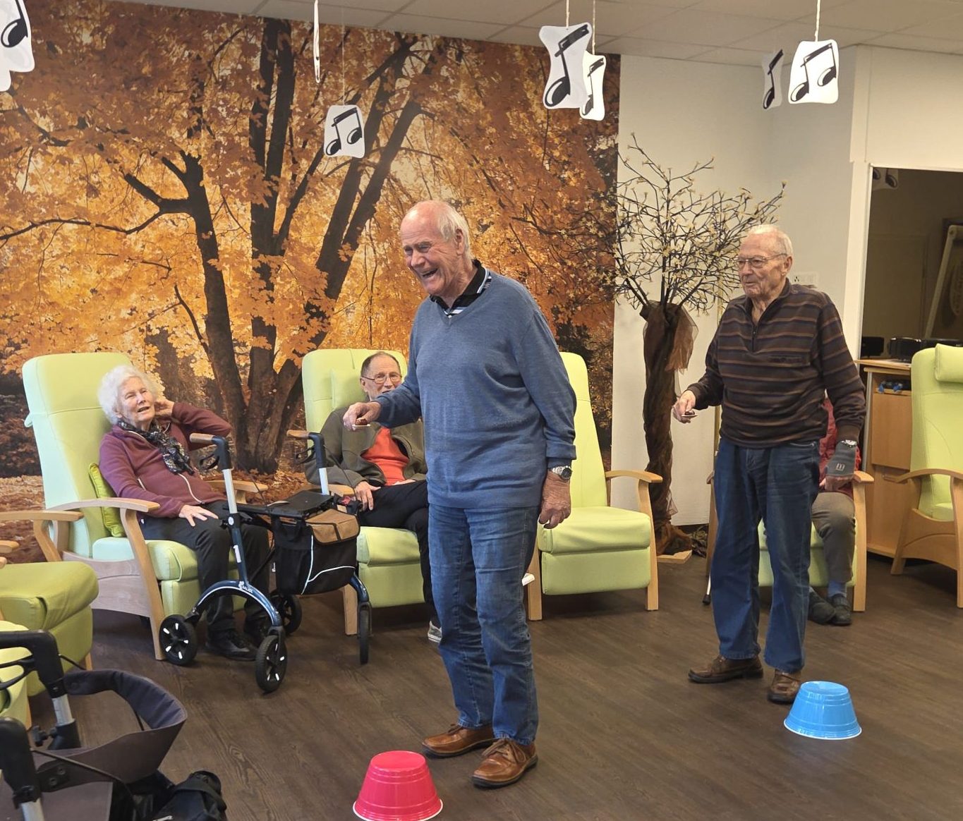 Kastanien-Slalom in der Tagespflege 🌰🧓‍🦽‍➡️